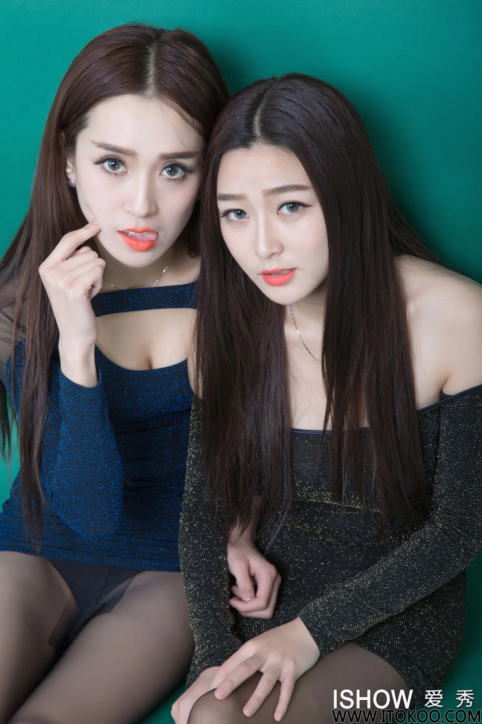 [HIỂN THỊ] Số 033 Ruby & CC - Bộ tất đen và váy - 31