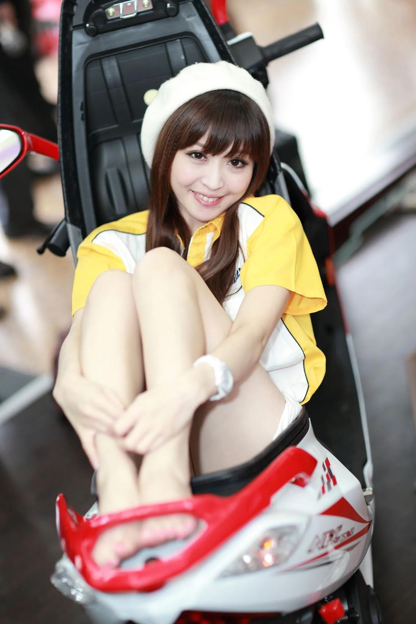 Người mẫu ShowGirl LUCY - Ảnh độ phân giải cao từ nhiều gian hàng khác nhau.