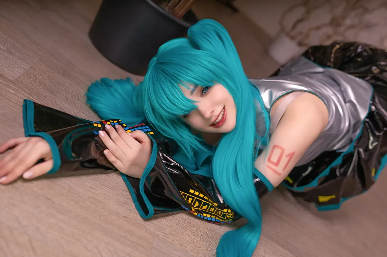 Hologana Miku - 21