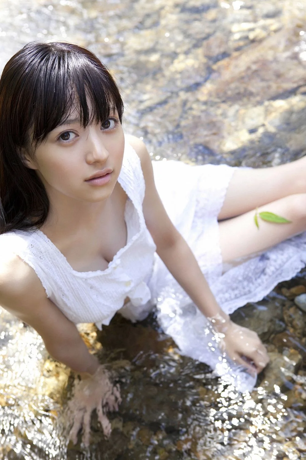 [YS[Trang web] Tập 376 Album ảnh "Cô gái tóc đen, thuần khiết, xinh đẹp quý phái" của Aizawa Naina - 17