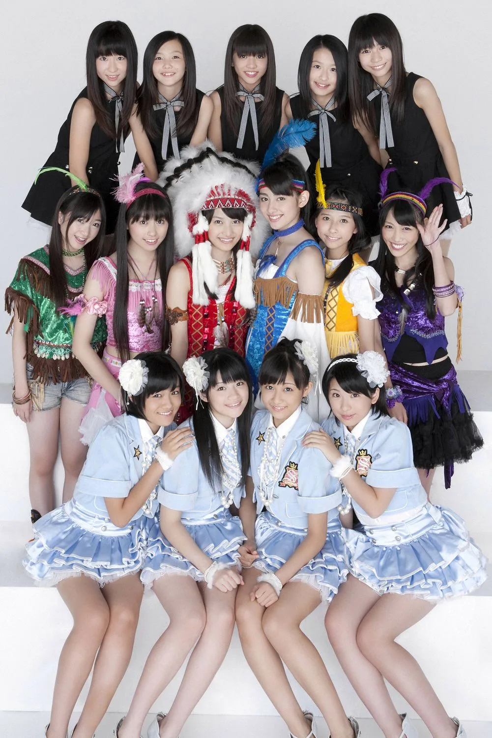 [YS Web] Vol.380 Album ảnh "ももいろクローバー スマイレージ" Phong cách của các cô gái Tokyo