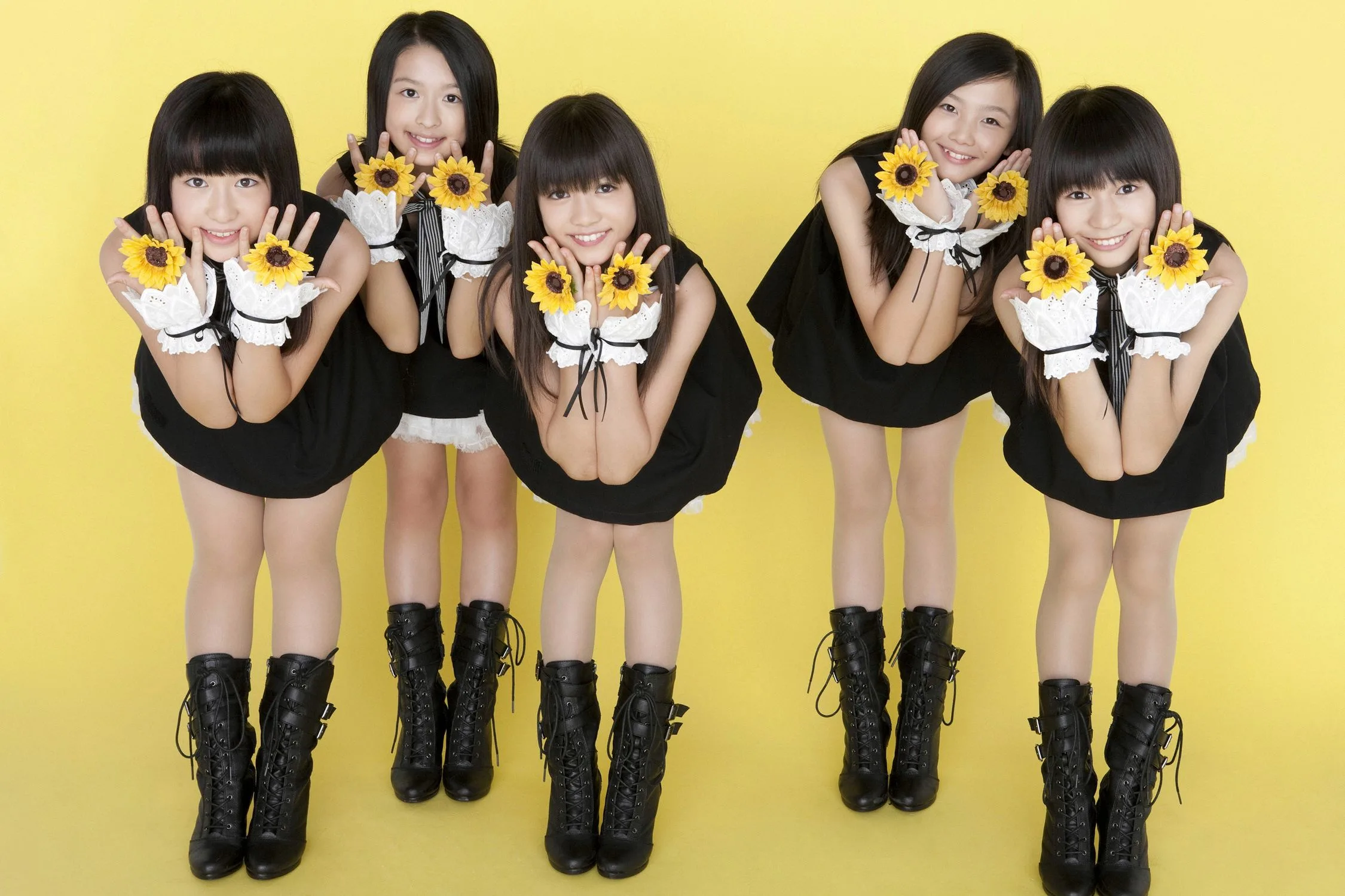 [YS Web] Vol.380 Album ảnh "ももいろクローバー スマイレージ" Phong cách của các cô gái Tokyo - 23